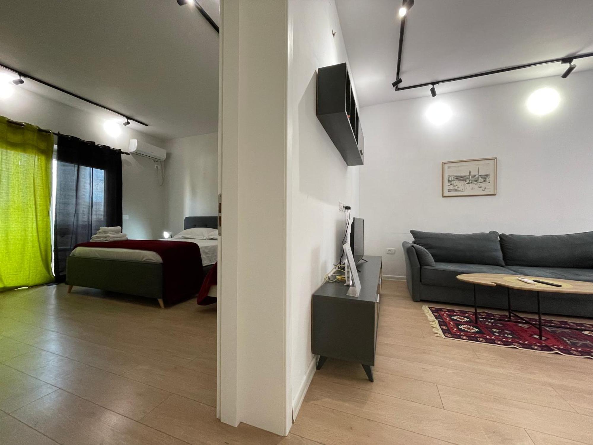 Downtown View Modern Appartement Tirana